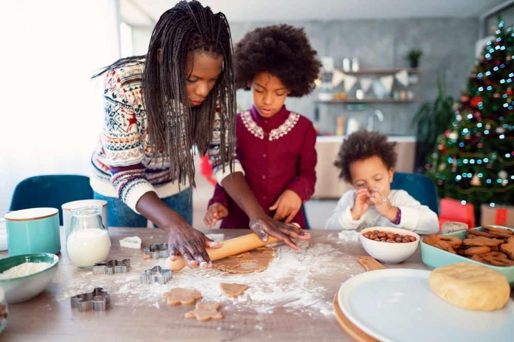 Family baking