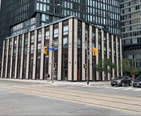 Henry's Toronto Storefront